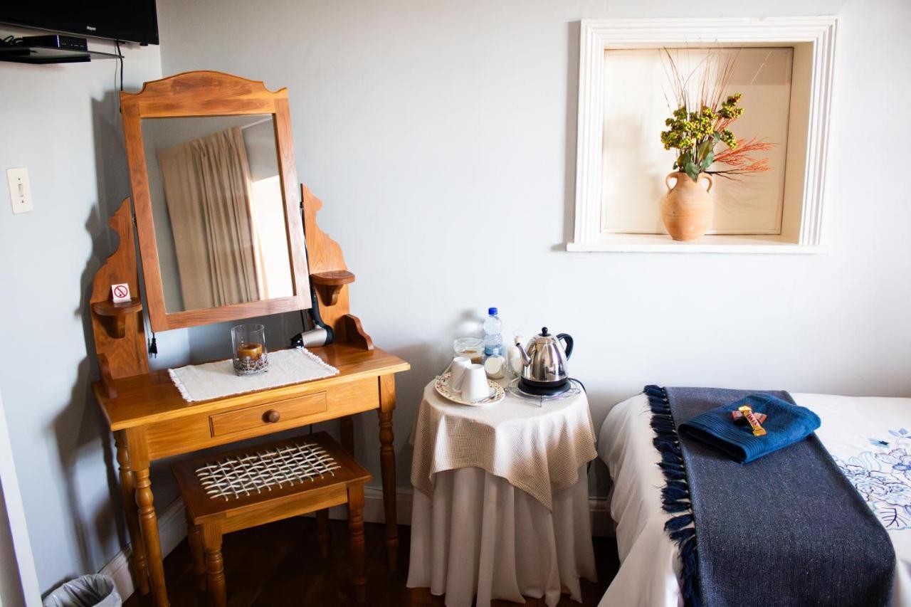De Oude Yotclub Bed and Breakfast Oudtshoorn Εξωτερικό φωτογραφία