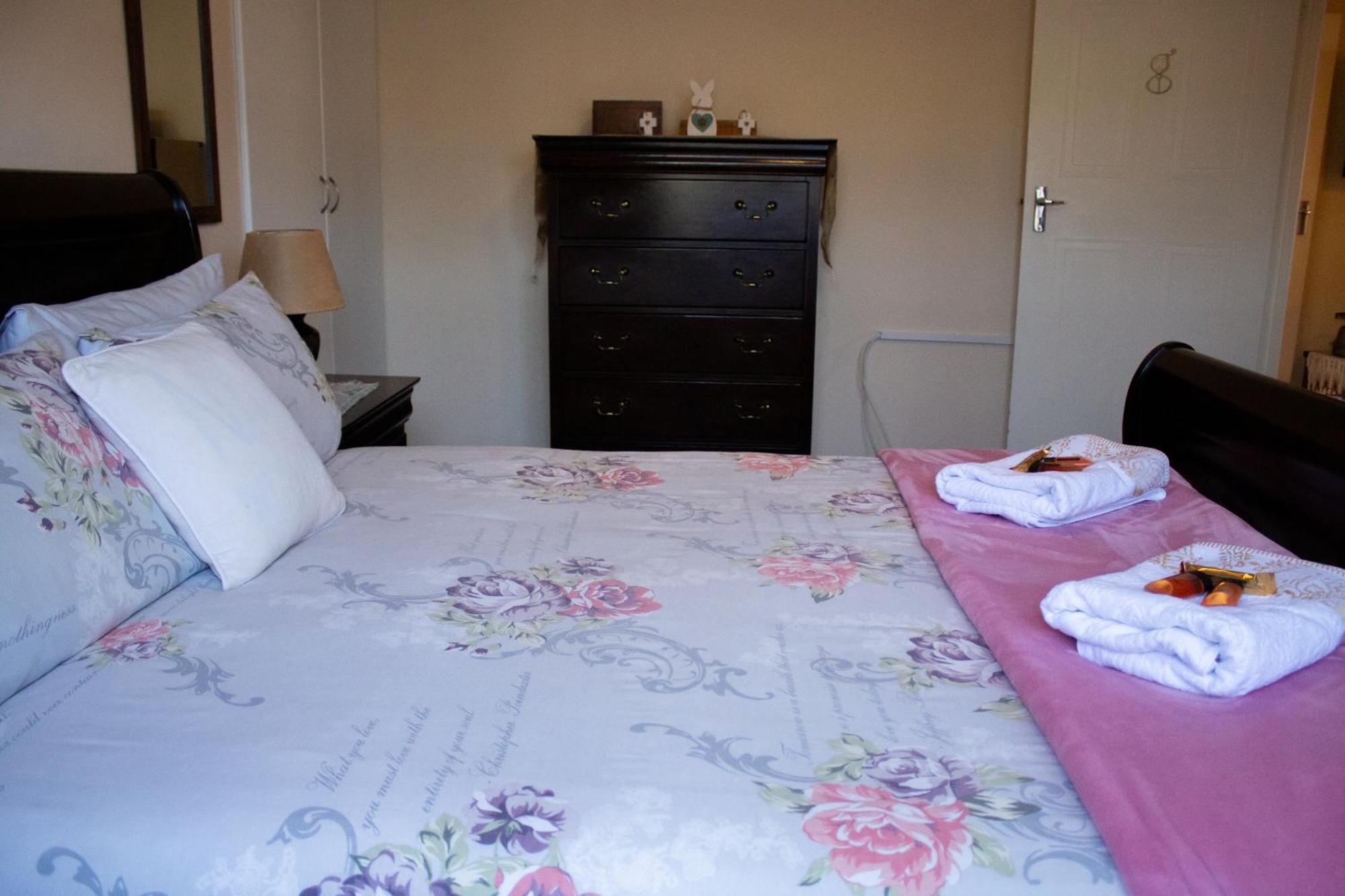 De Oude Yotclub Bed and Breakfast Oudtshoorn Εξωτερικό φωτογραφία